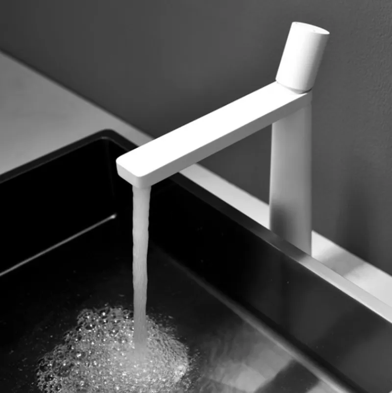 Can I Repair a Leaking Single-Handle Bathroom Basin Mixer Tap Myself Without a Plumber