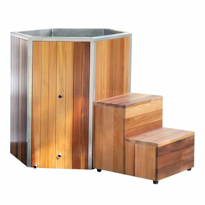 Cedar Cold Plunge Tub with Access Step