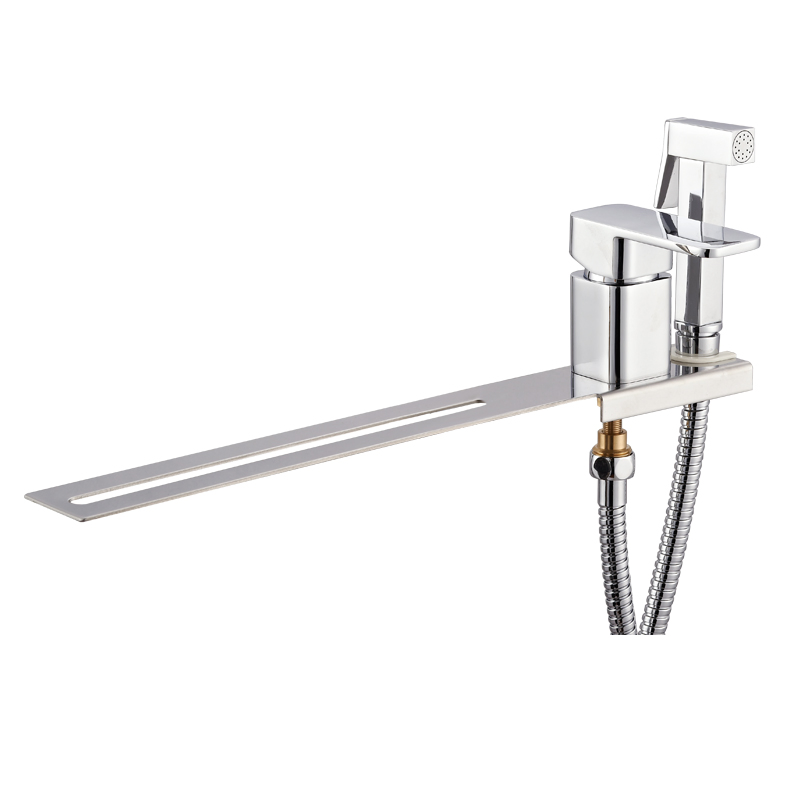 Square Aerator Rotating Chrome Kitchen Mixer Sink Faucets
